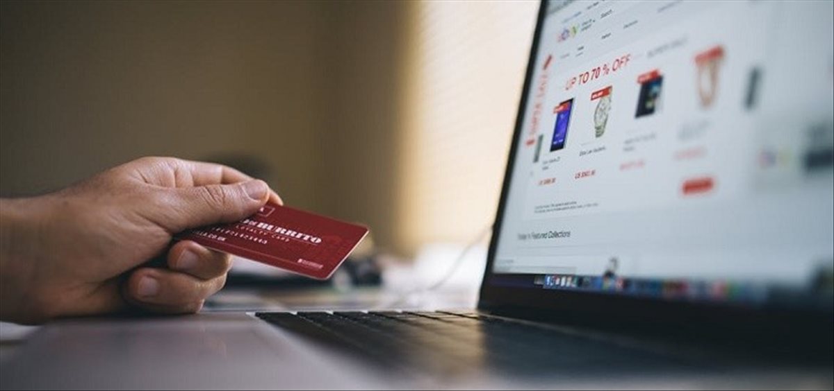 Comprar online sin que te estafen: las señales que delatan una tienda falsa