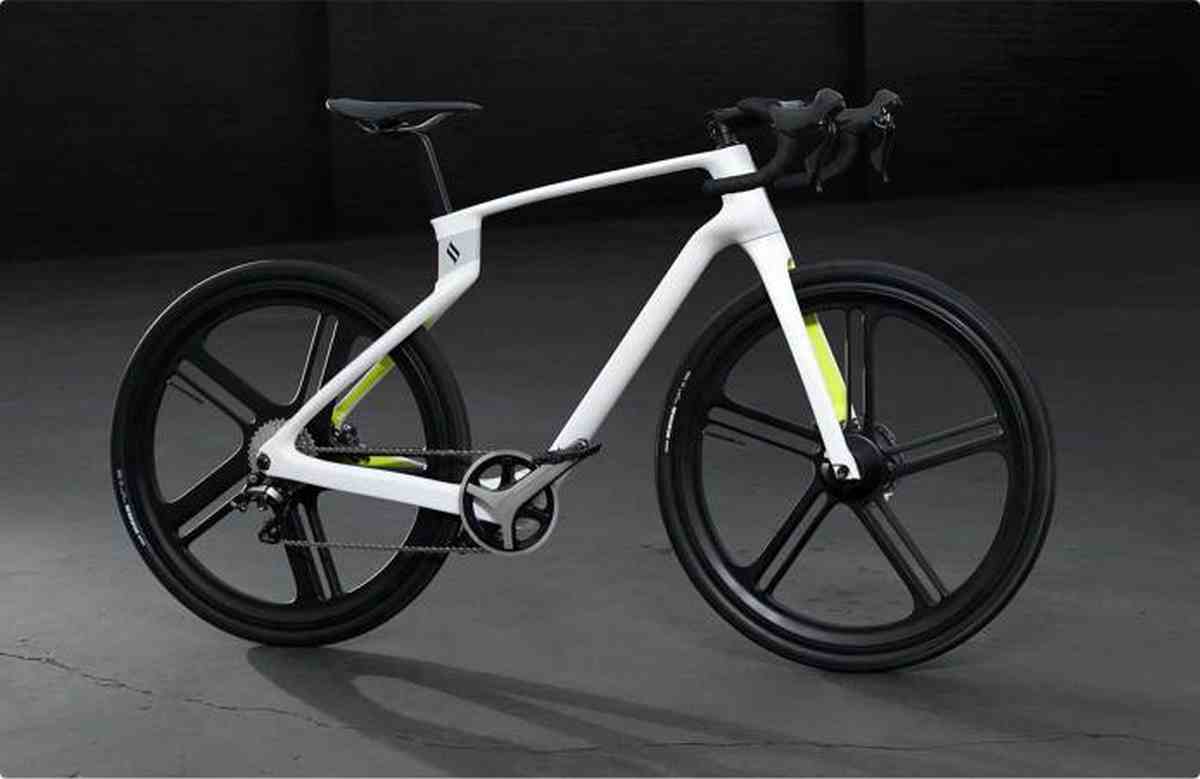 Bicicleta fabricada en carbono con impresión 3D, 1.3 kg