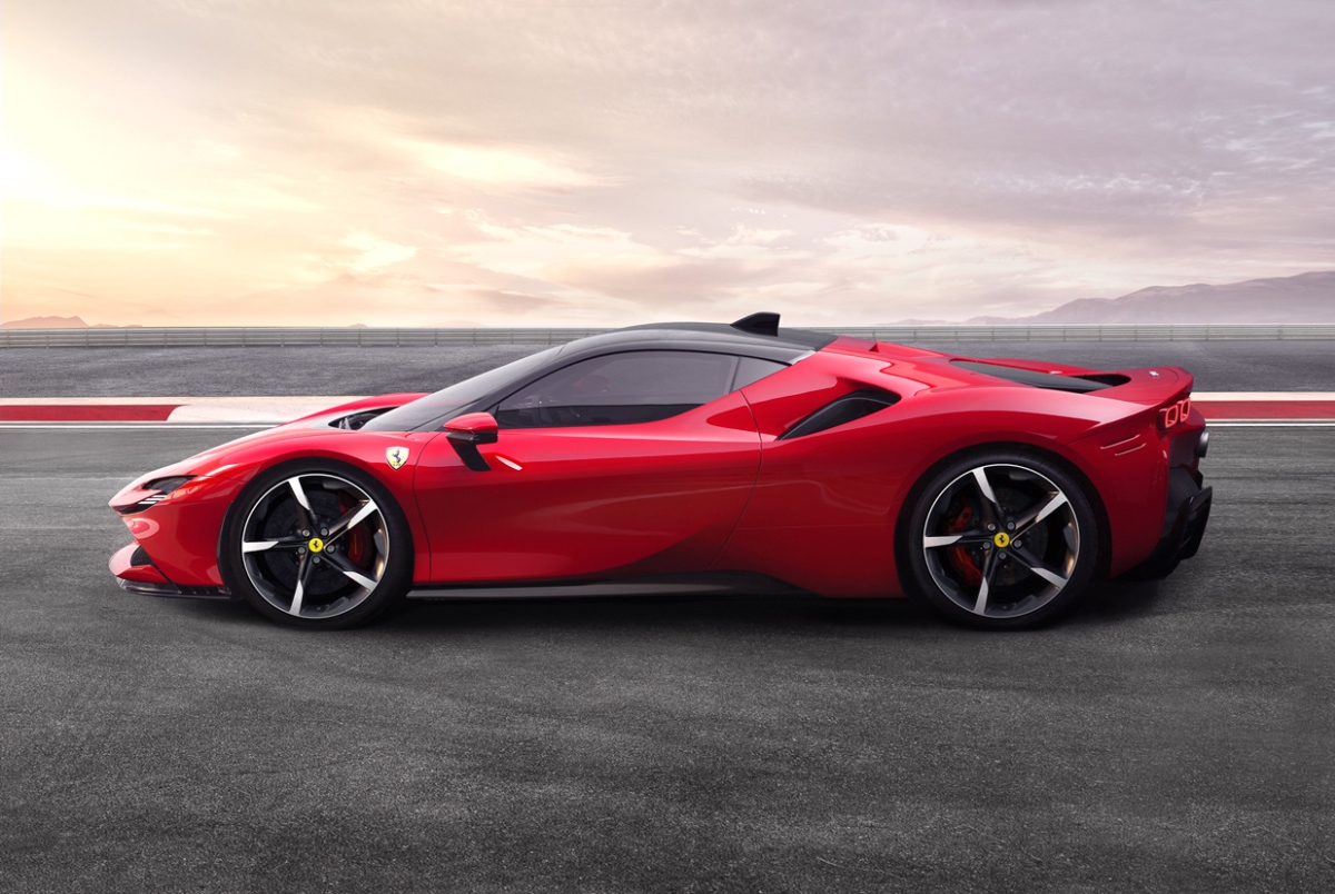 El Ferrari SF90 Stradale, uno de los coches más avanzados de 2021
