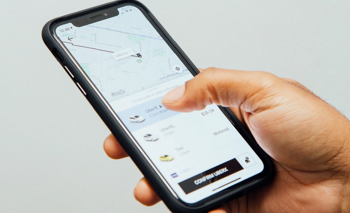 Cómo el porcentaje de tu batería afecta al precio de Uber