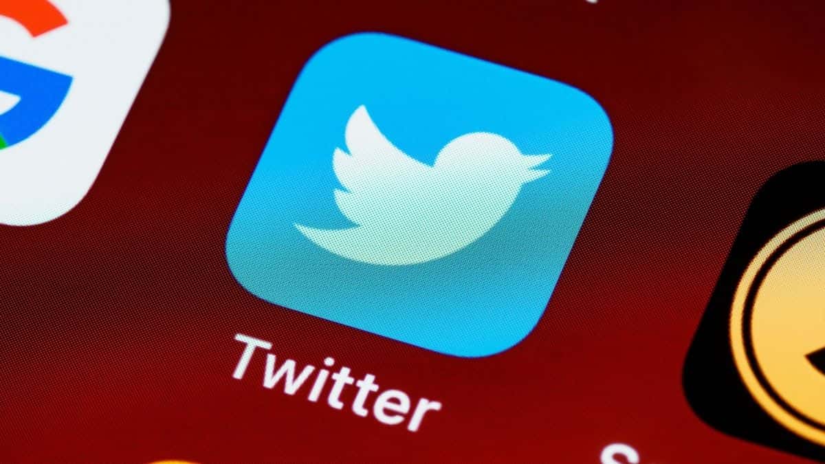 Twitter quitará la marca de verificación azul de las cuentas no suscritas a Twitter Blue