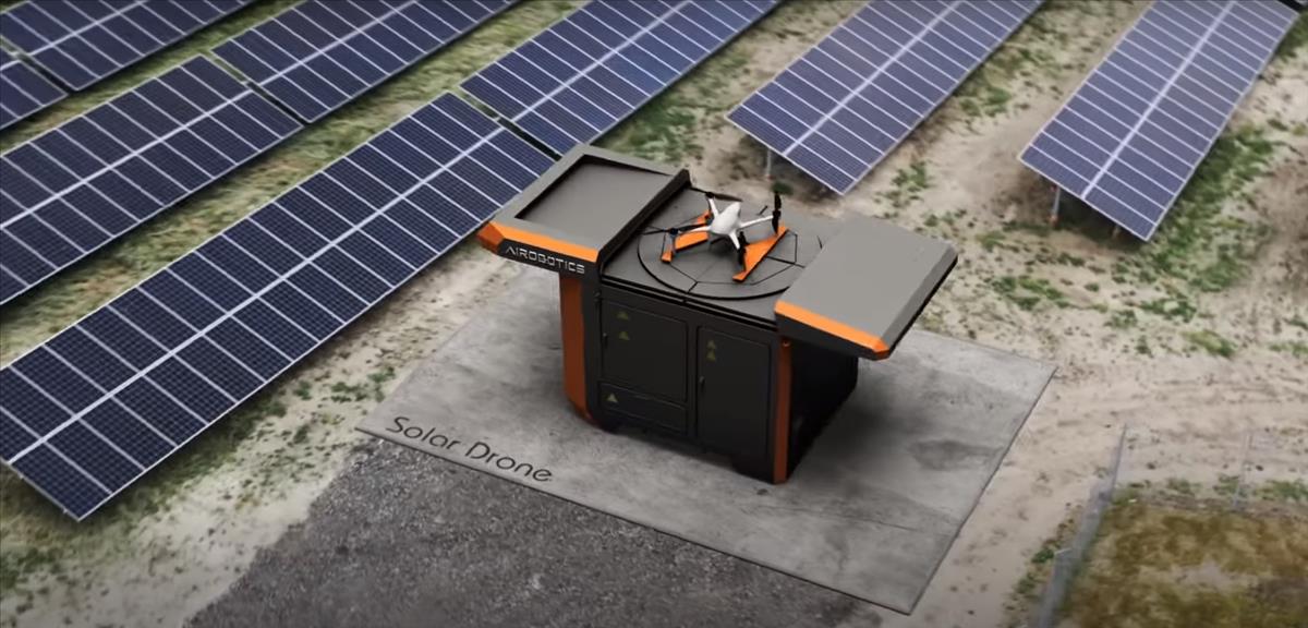 panel solar drone