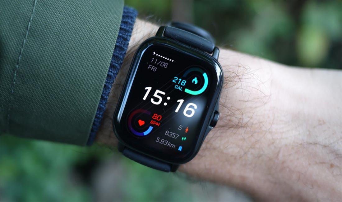 Amazfit GTS 2 tiene un diseño similar al Apple Watch y cuenta con buenas funcionalidades