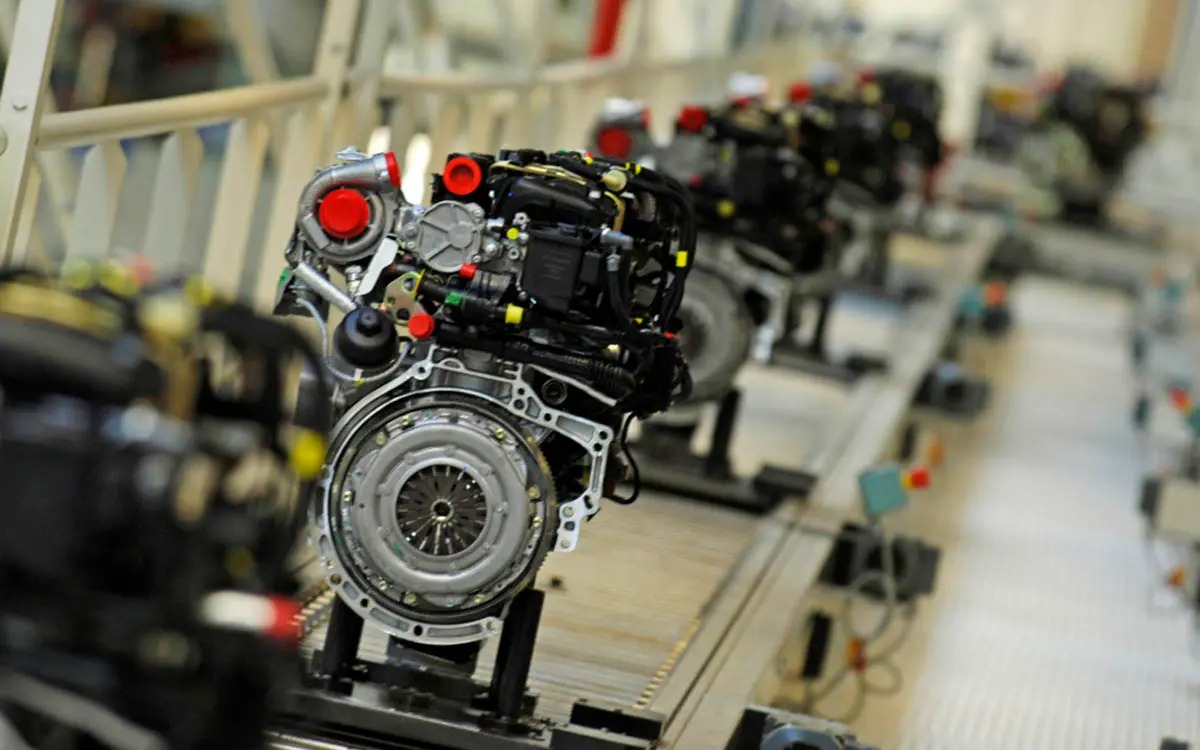 Stellantis planea producir más de un millón de motores eléctricos para 2024
