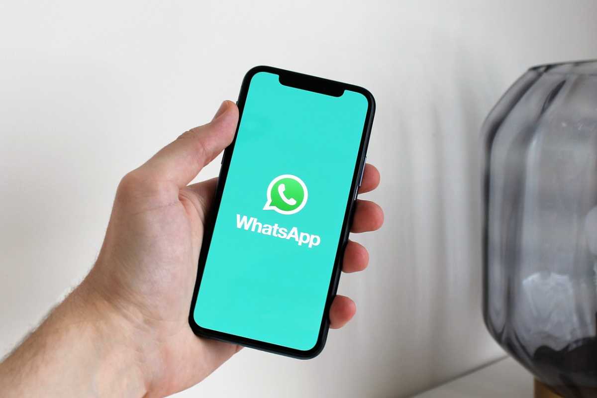 WhatsApp starts bringing new time limit for deleting messages