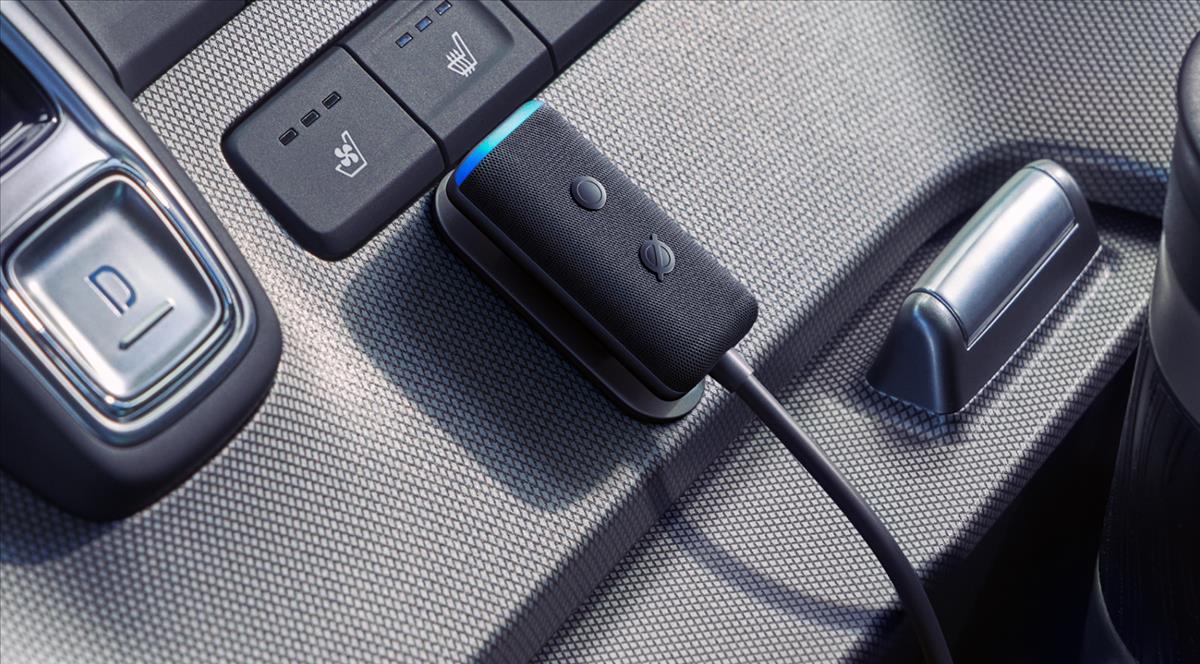 Echo Auto 2022, para tener Alexa en el coche, se renueva