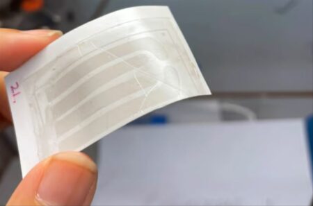 Implante de grafeno tatuado: Un nuevo método para tratar arritmias cardíacas