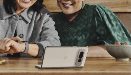 Google estaba trabajando en un segundo móvil plegable, pero "no era lo suficientemente bueno"