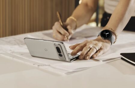 Así Google diseño la bisagra del  Pixel Fold para que mantuviera un diseño ultradelgado