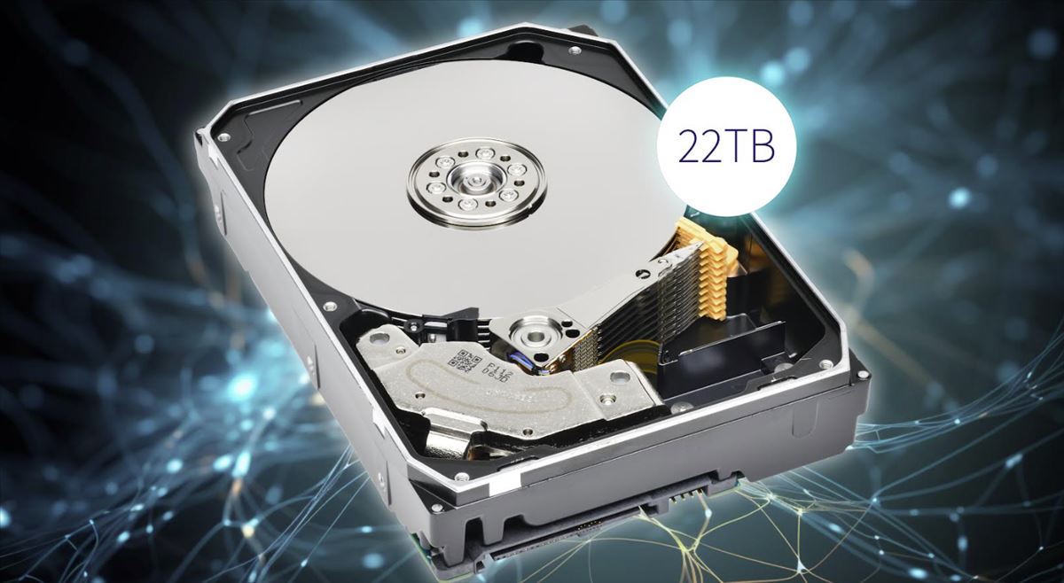 Toshiba lanza discos duros de 22TB