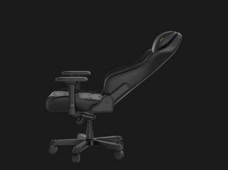 Probamos la DXRacer Master: Cuando el gaming se pone traje y corbata