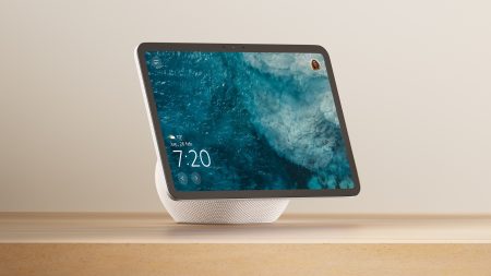 Alexa+ llega a España 14 meses después de EE.UU.: 22,99€/mes o gratis para Prime, y la apuesta de Amazon es que te hagas socio para usar la IA que promete ejecutar tareas reales
