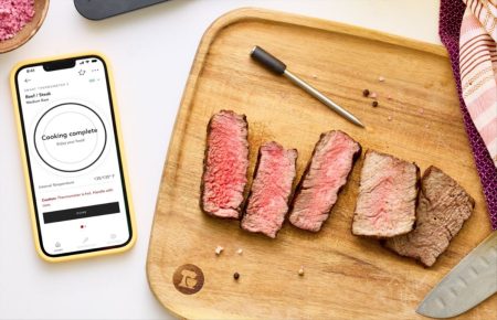 KitchenAid lanza su primer termómetro inteligente: Bluetooth hasta 85 metros, guía paso a paso y 24 horas de batería desde $99,99