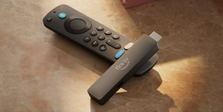 El nuevo Fire TV Stick HD llega a España por 49,99 € y es el más compacto hasta la fecha, pero Amazon se olvidó de mencionar que cambió el sistema operativo